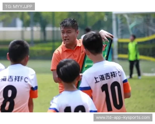 中国足球青训发展亮点纷呈，青少年赛事火热，我国足球青训发展现状